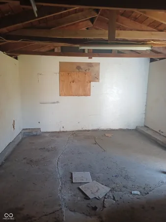 $1,550 | 33 South Post Road, Indianapolis, IN 46219