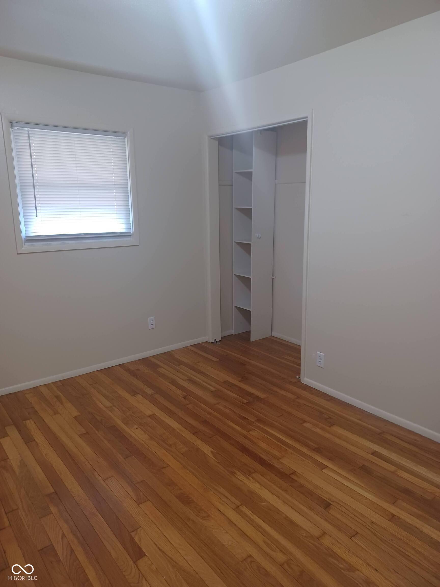 33 South Post Road Indianapolis, IN 46219 - Photo 7 of 28