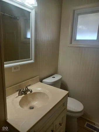 $1,550 | 33 South Post Road, Indianapolis, IN 46219