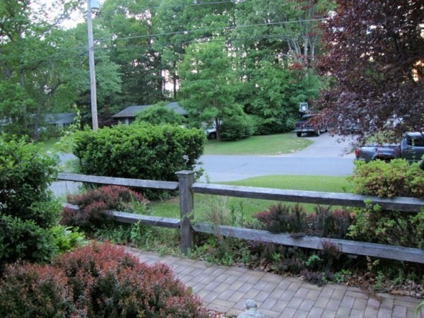 235 Nicholas Road Raynham, MA 02767 - Photo 4 of 25 Gallery Image 4