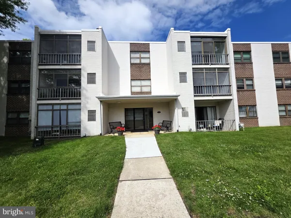 $199,900 | 80 Welsh Tract Road, Unit 202, Newark, DE 19713