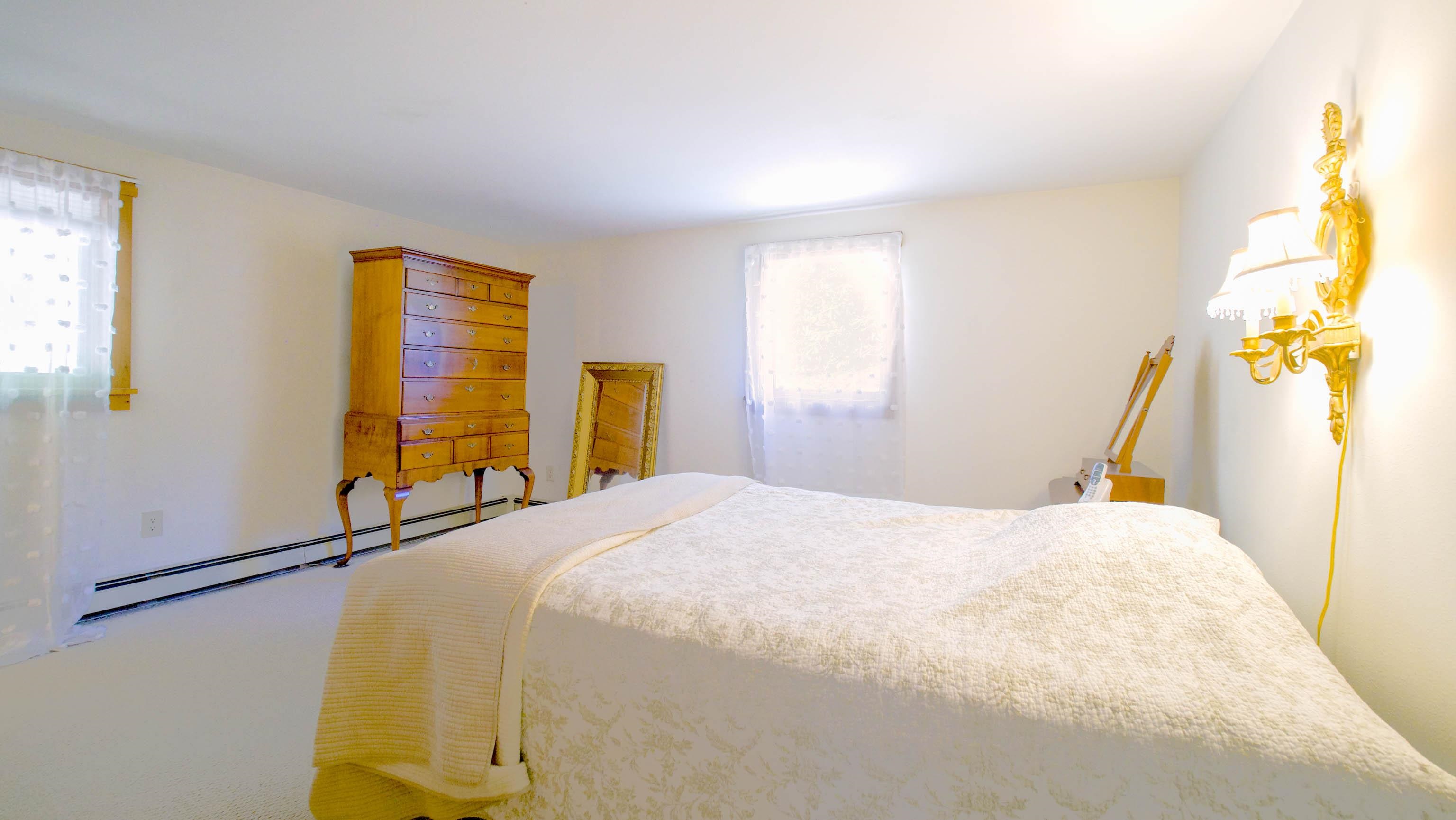 60 Fletcher Lane Hartford, VT 05059 - Photo 11 of 18