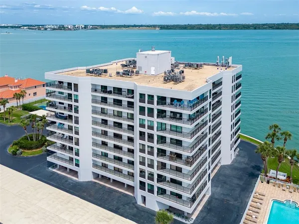 $4,500 | 240 Sand Key Estates Drive, Unit 216, Clearwater Beach, FL 33767