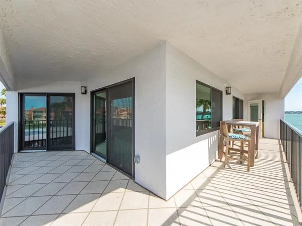 $4,500 | 240 Sand Key Estates Drive, Unit 216, Clearwater Beach, FL 33767