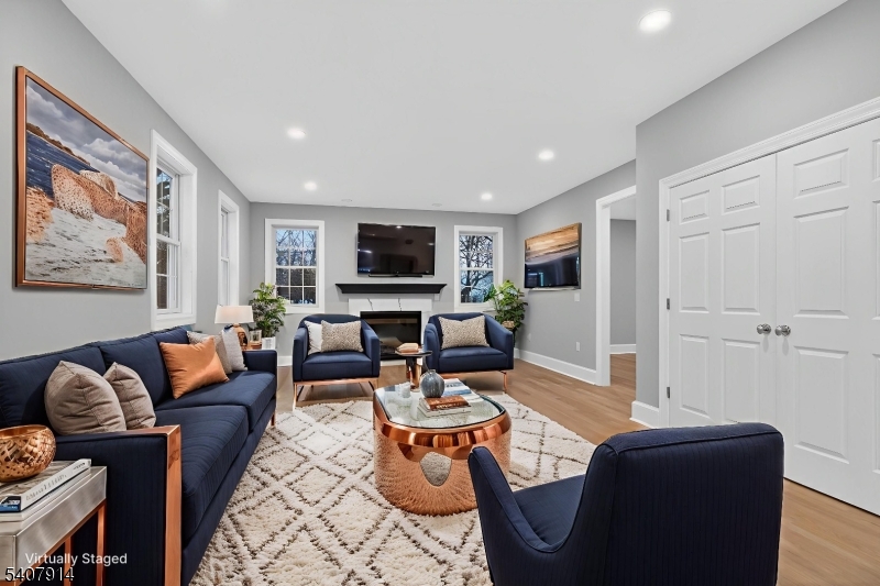 105 Woodfern Road Neshanic Station, NJ 08853 - Photo 20 of 34