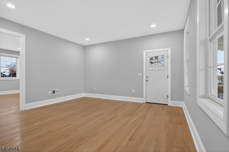 105 Woodfern Road Neshanic Station, NJ 08853 - Photo 28 of 34