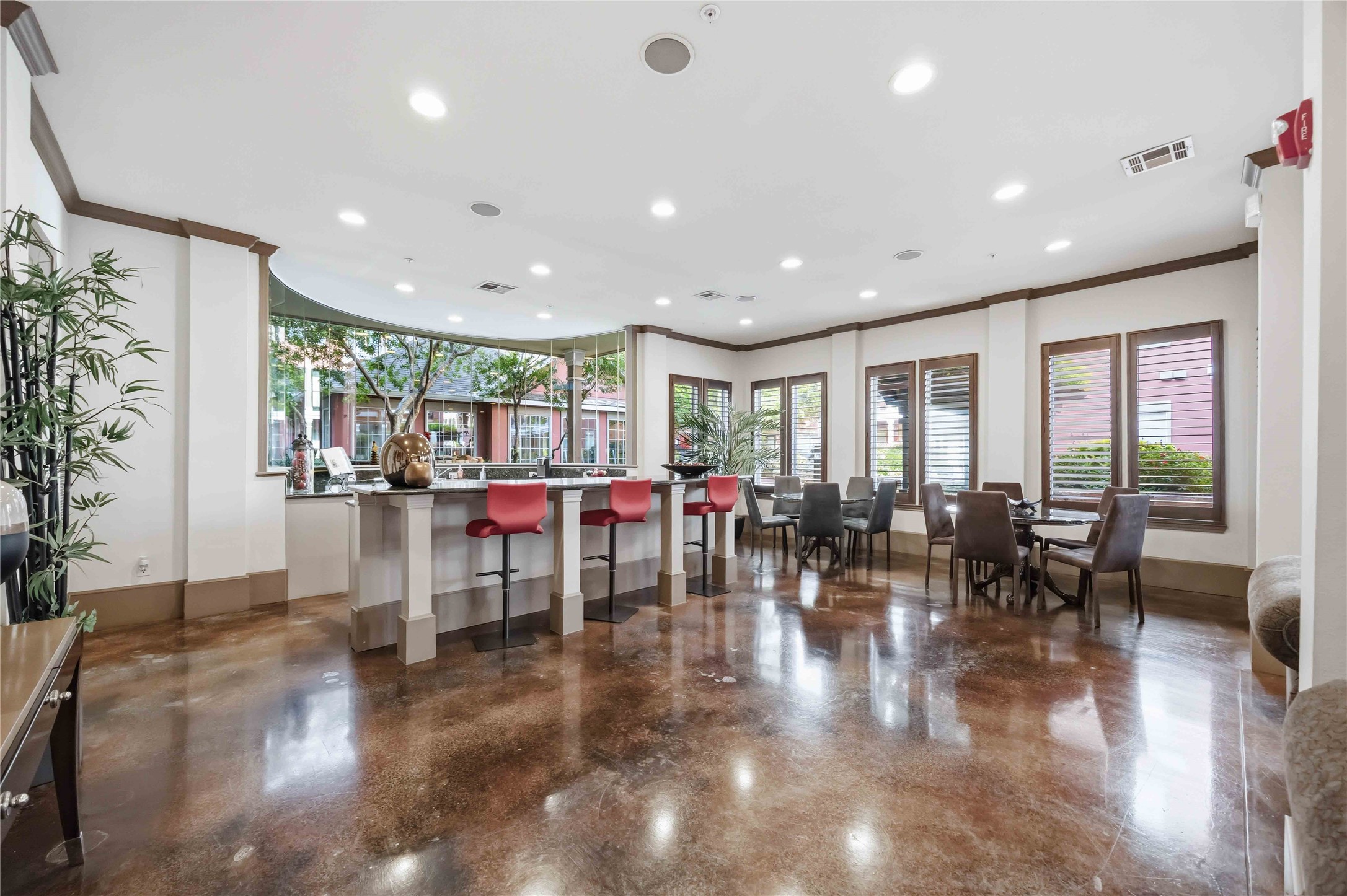 2400 McCue Road, Unit 252 Houston, TX 77056 - Photo 6 of 30