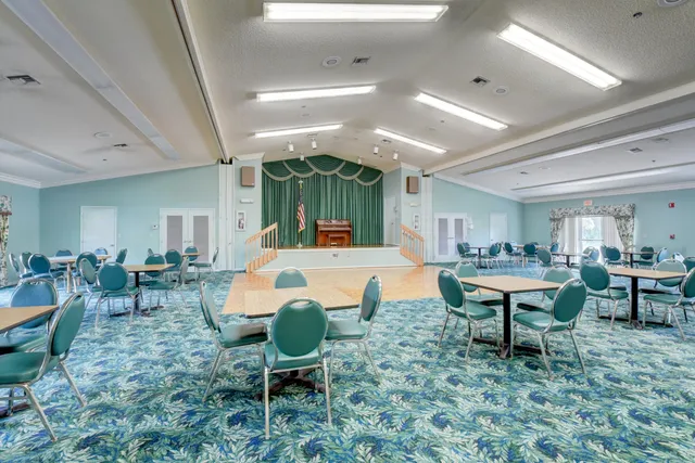 $2,100 | 18715 Candlewick Drive, Boca Raton, FL 33496