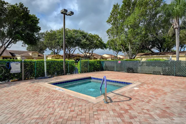 $2,100 | 18715 Candlewick Drive, Boca Raton, FL 33496