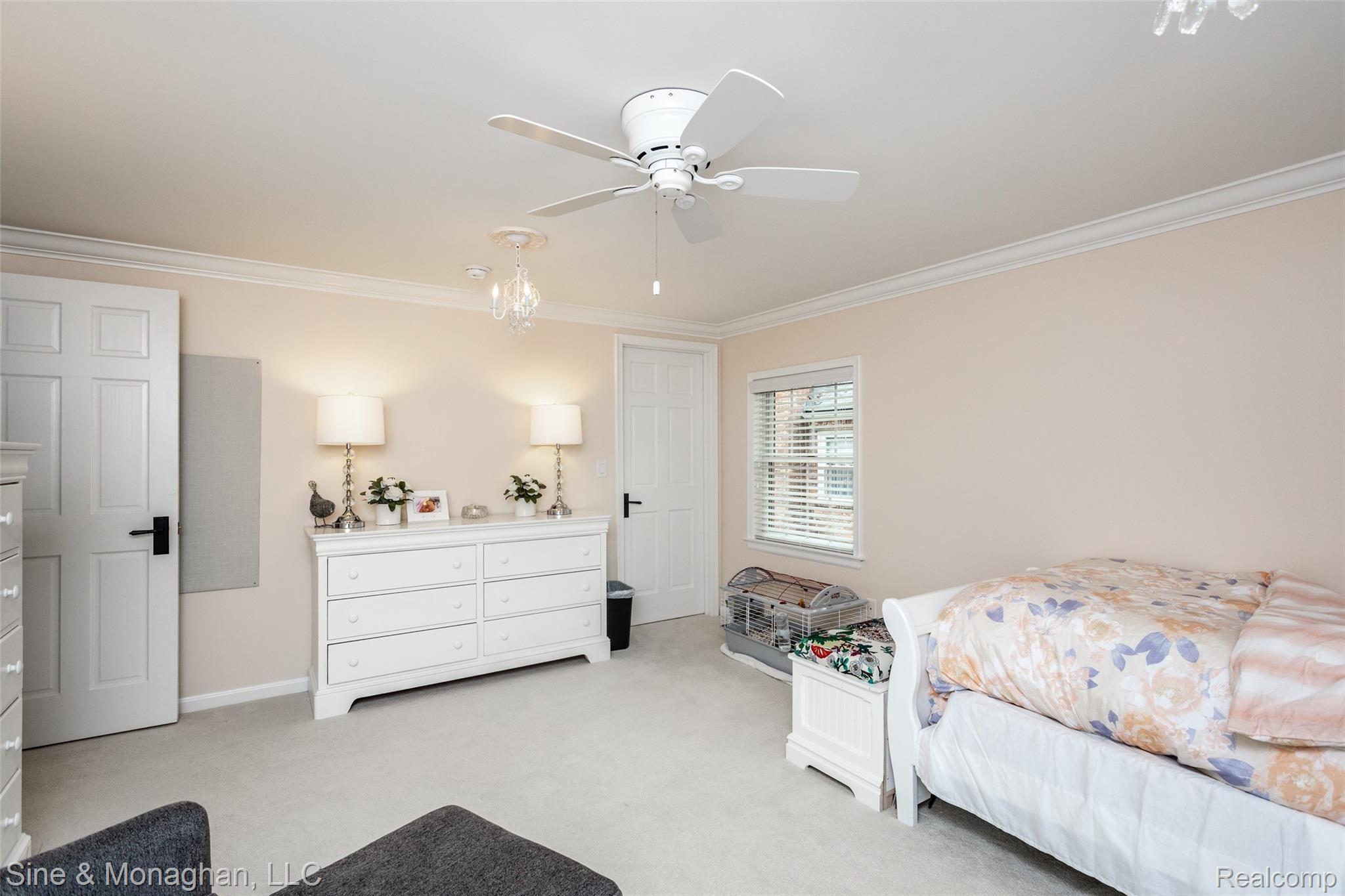 901 South Oxford Road Grosse Pointe, MI 48236 - Photo 55 of 72 901 S Oxford L024.jpg
