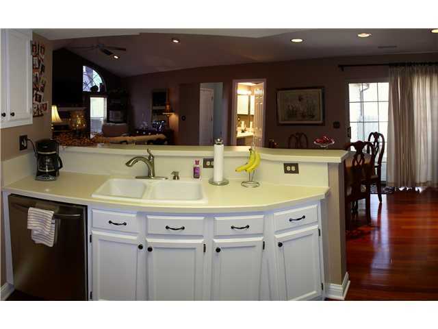 404 Hidden Ravines Drive Powell, OH 43065 - Photo 9 of 20 Gallery Image 9
