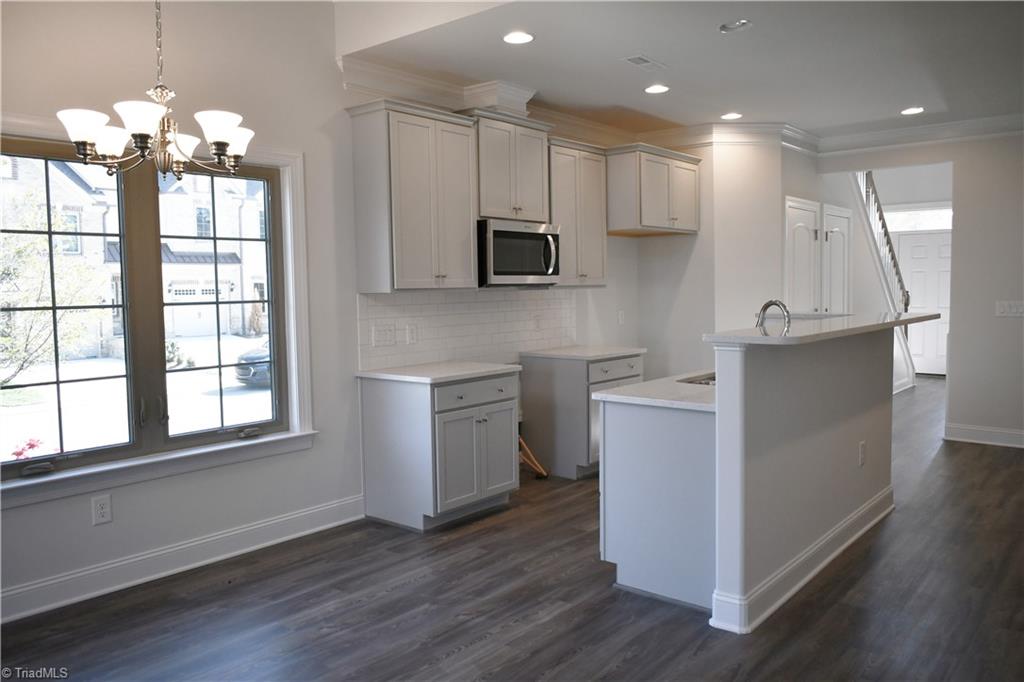 3857 Thistleberry Road High Point, NC 27265 - Photo 11 of 50 Gallery Image 11