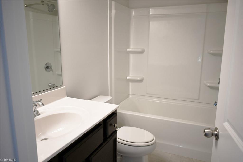 3857 Thistleberry Road High Point, NC 27265 - Photo 39 of 50 Gallery Image 39