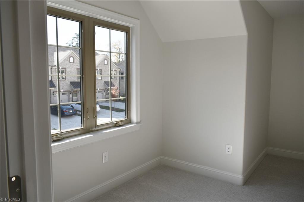 3857 Thistleberry Road High Point, NC 27265 - Photo 46 of 50 Gallery Image 46