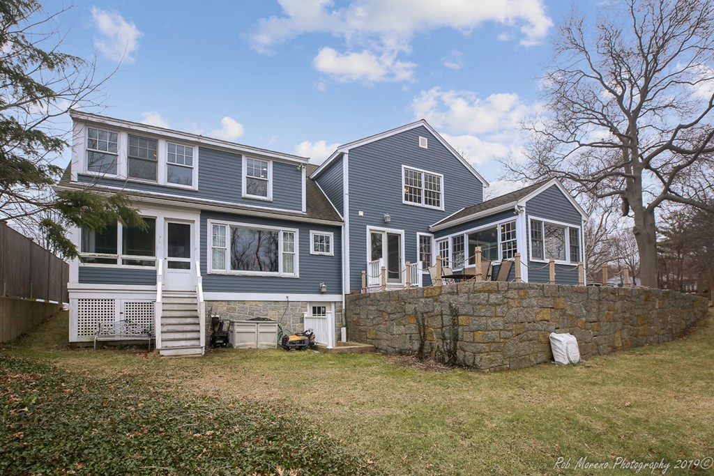 11 Wallace Road Rockport, MA 01966 - Photo 4 of 39