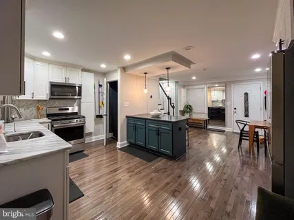$620,000 | 2329 Riverview Terrace, Alexandria, VA 22303