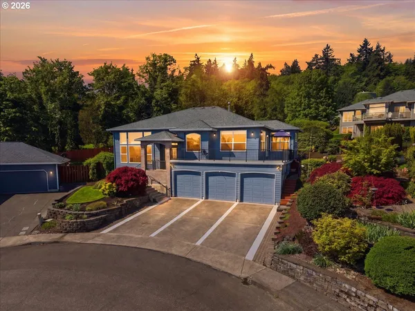 $645,000 | 1615 7th Street, Columbia City, OR 97018