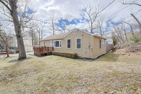 $325,000 | 19 Passway 3 Street, Worcester, MA 01602