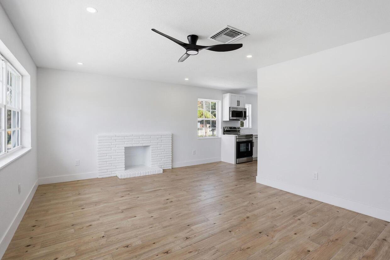 2312 Redwood Road Westgate, FL 33409 - Photo 5 of 14 IMG_9683