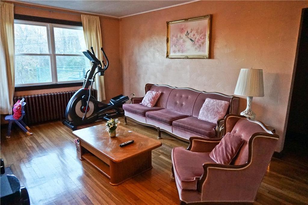 3525 Library Road Pittsburgh, PA 15234 - Photo 11 of 19 Gallery Image 11
