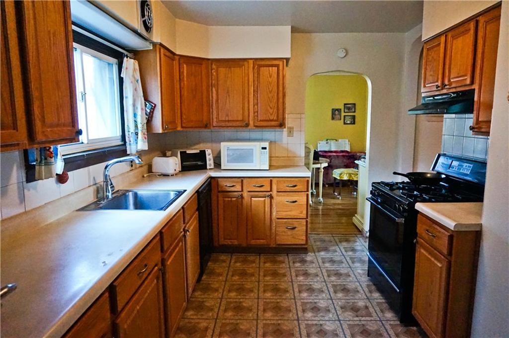 3525 Library Road Pittsburgh, PA 15234 - Photo 7 of 19 Gallery Image 7