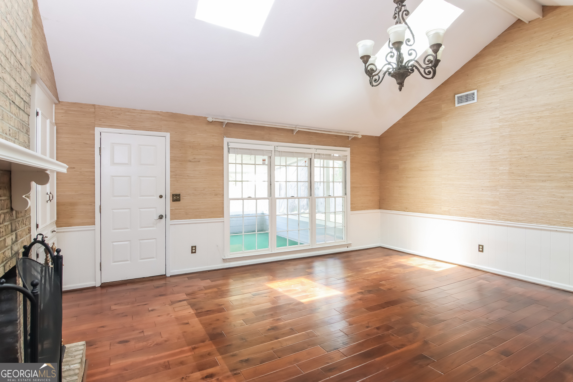 4303 Castlewood Parkway Columbus, GA 31907 - Photo 17 of 19