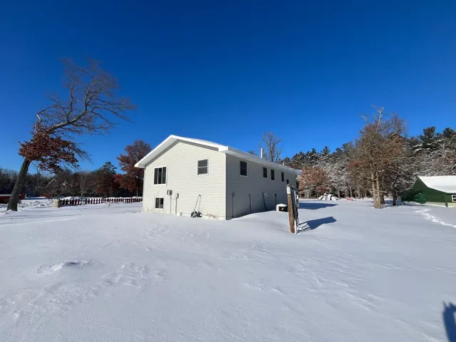 $225,000 | 12101 County Road F, Grantsburg, WI 54840
