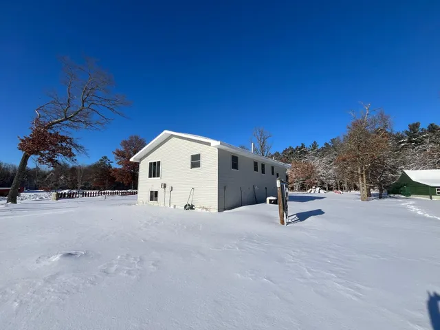 $225,000 | 12101 County Road F, Grantsburg, WI 54840