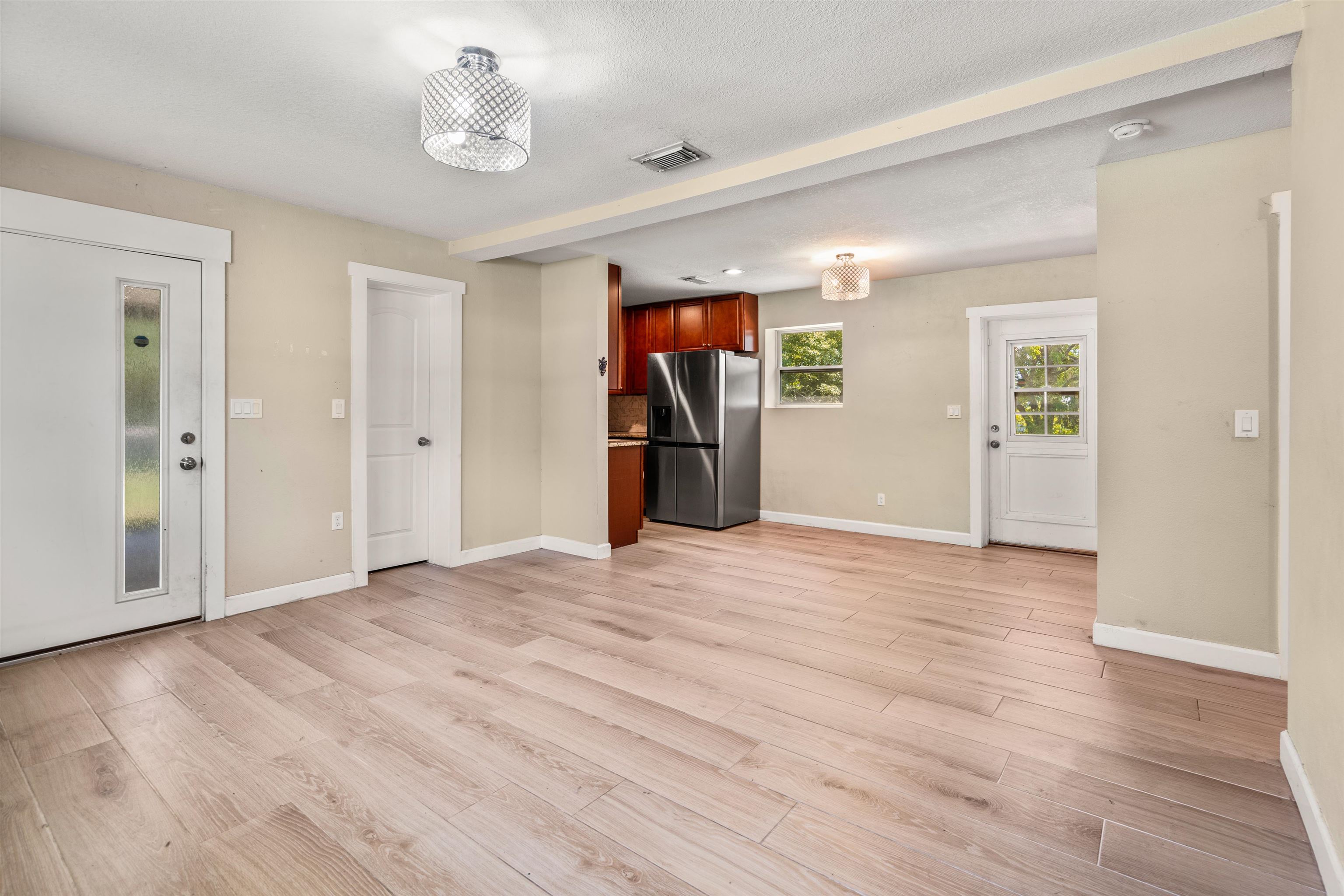 227 North Whitney Street St. Augustine, FL 32084 - Photo 3 of 35