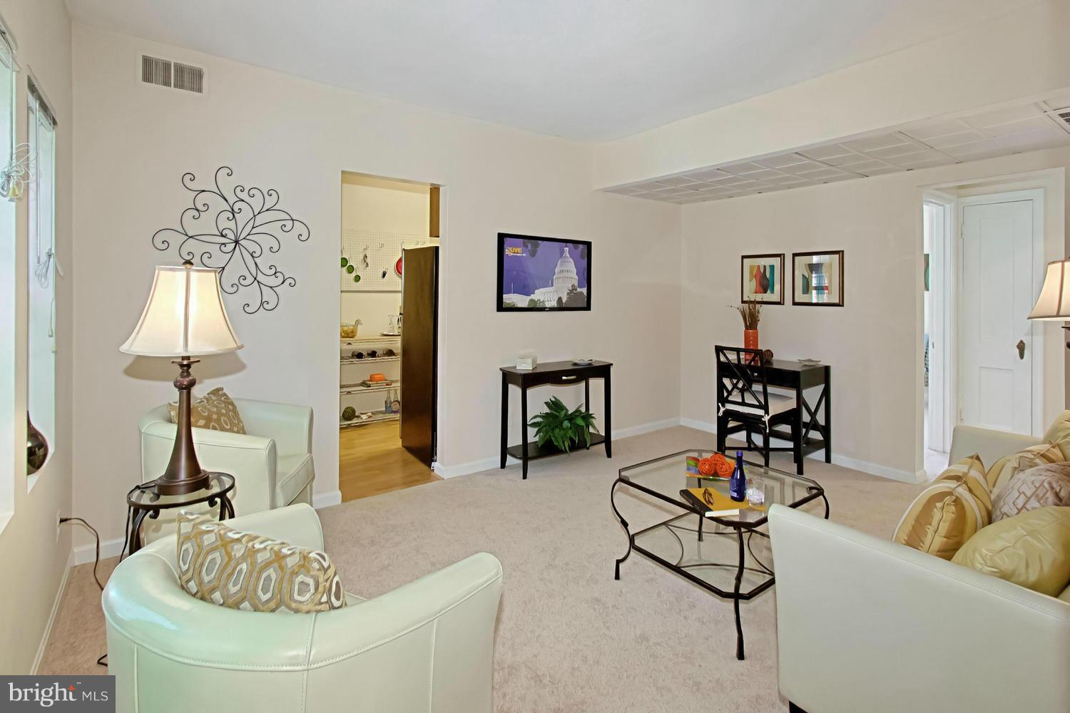 1906 North Rhodes Street, Unit 51 Arlington, VA 22201 - Photo 7 of 23 Family Room