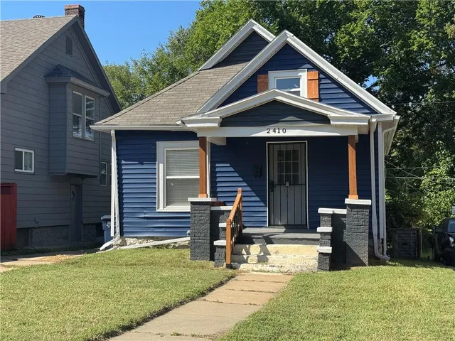 $165,000 | 2410 Myrtle Avenue, Kansas City, MO 64127