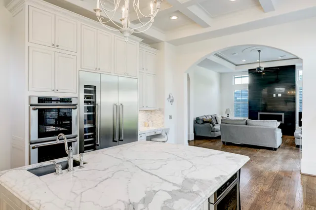 $6,900 | 1602 East Rose Terrace Lane, Houston, TX 77055