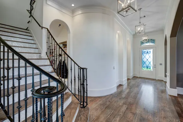 $6,900 | 1602 East Rose Terrace Lane, Houston, TX 77055