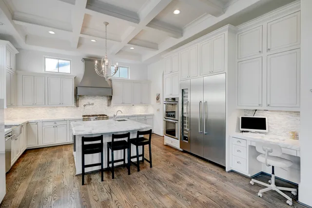 $6,900 | 1602 East Rose Terrace Lane, Houston, TX 77055