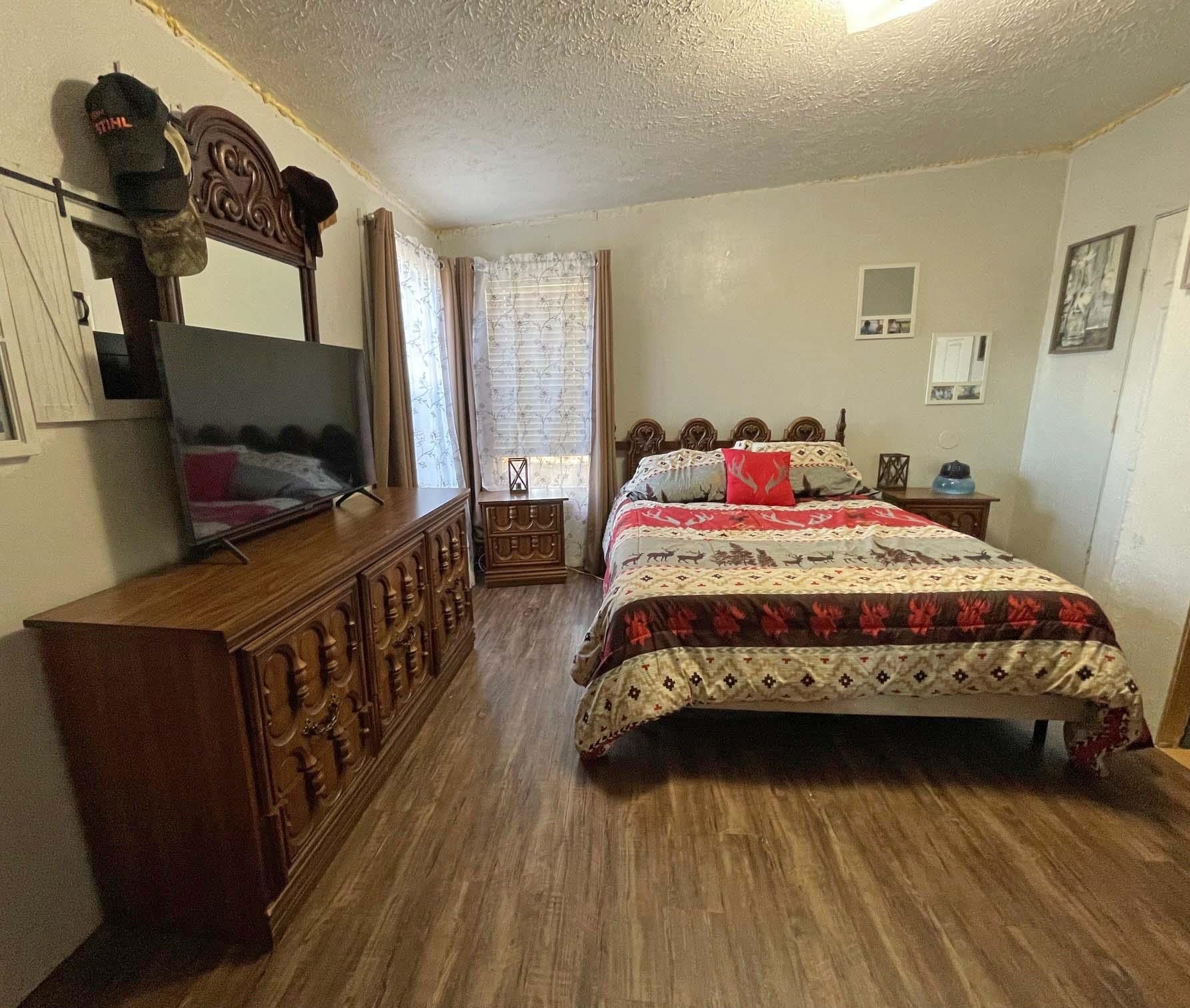 12585 Peet Road Chesaning, MI 48616 - Photo 12 of 23 50133372-bf847f84-1efc-4def-9f71-17dde6d6edf7.JPG