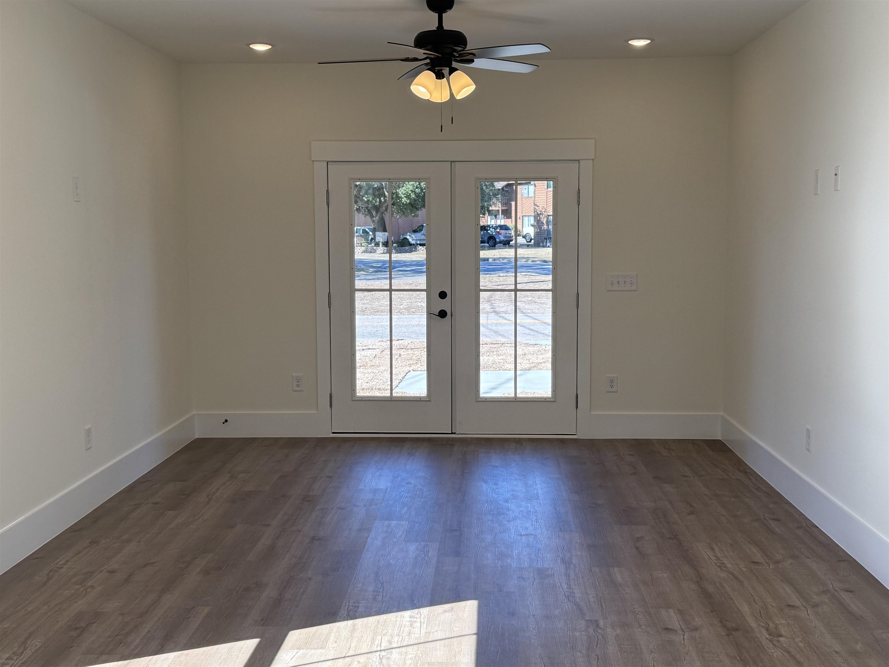 614 B Collins Street Myrtle Beach, SC 29577 - Photo 9 of 10