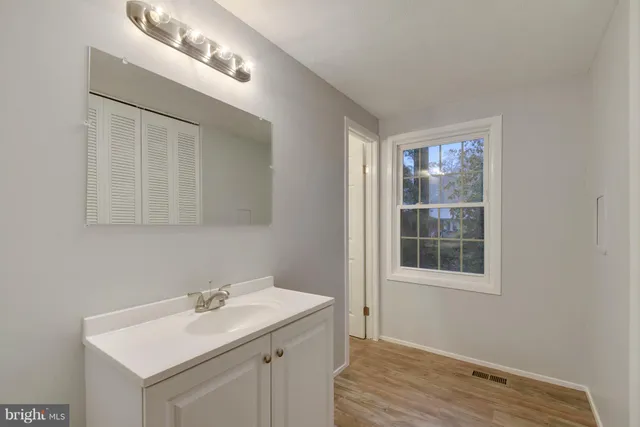 $3,530 | 5729 Heming Avenue, Springfield, VA 22151