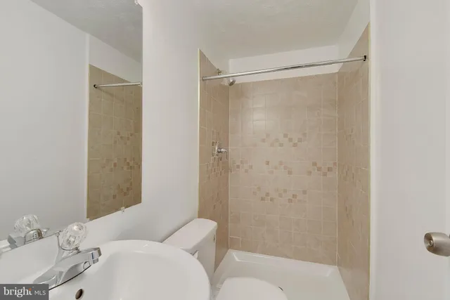 $3,530 | 5729 Heming Avenue, Springfield, VA 22151