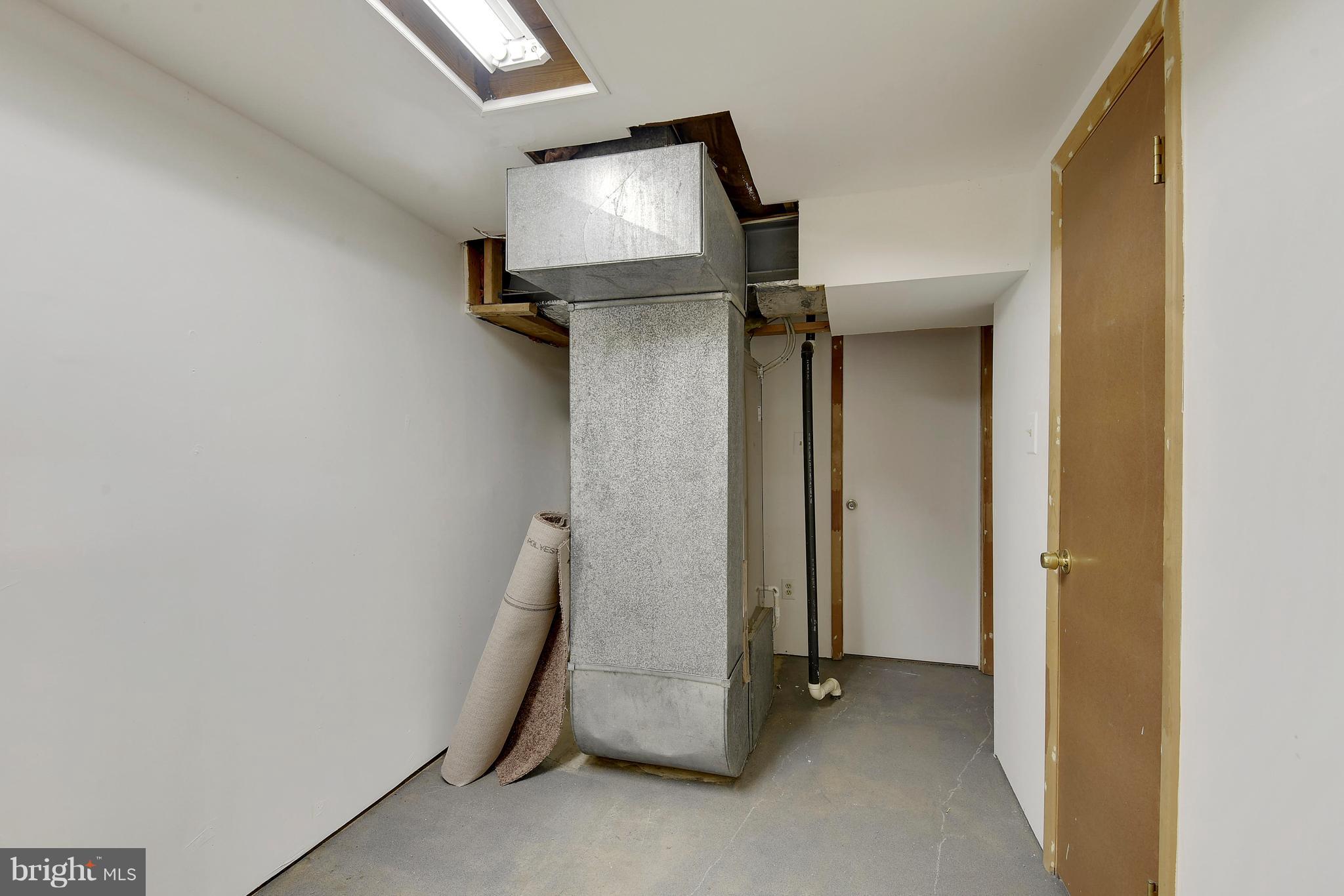 5729 Heming Avenue Springfield, VA 22151 - Photo 37 of 49 Lower level storage area