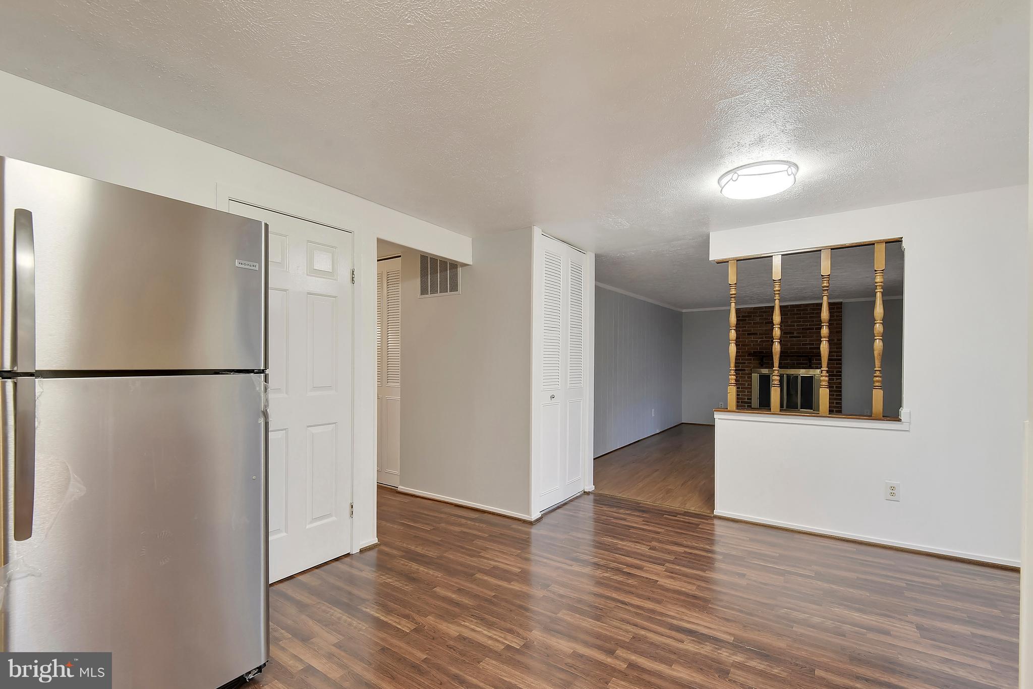 5729 Heming Avenue Springfield, VA 22151 - Photo 7 of 49 Kitchen and family room