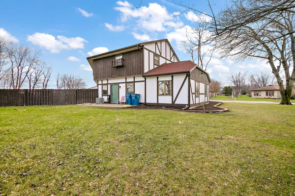 $135,000 | 101 Sun Street, Unit A, Cabery, IL 60919