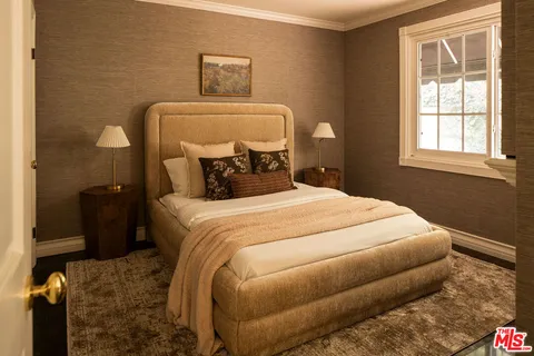 $2,995,000 | 2533 Benedict Canyon Drive, Beverly Hills, CA 90210