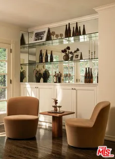 $2,995,000 | 2533 Benedict Canyon Drive, Beverly Hills, CA 90210