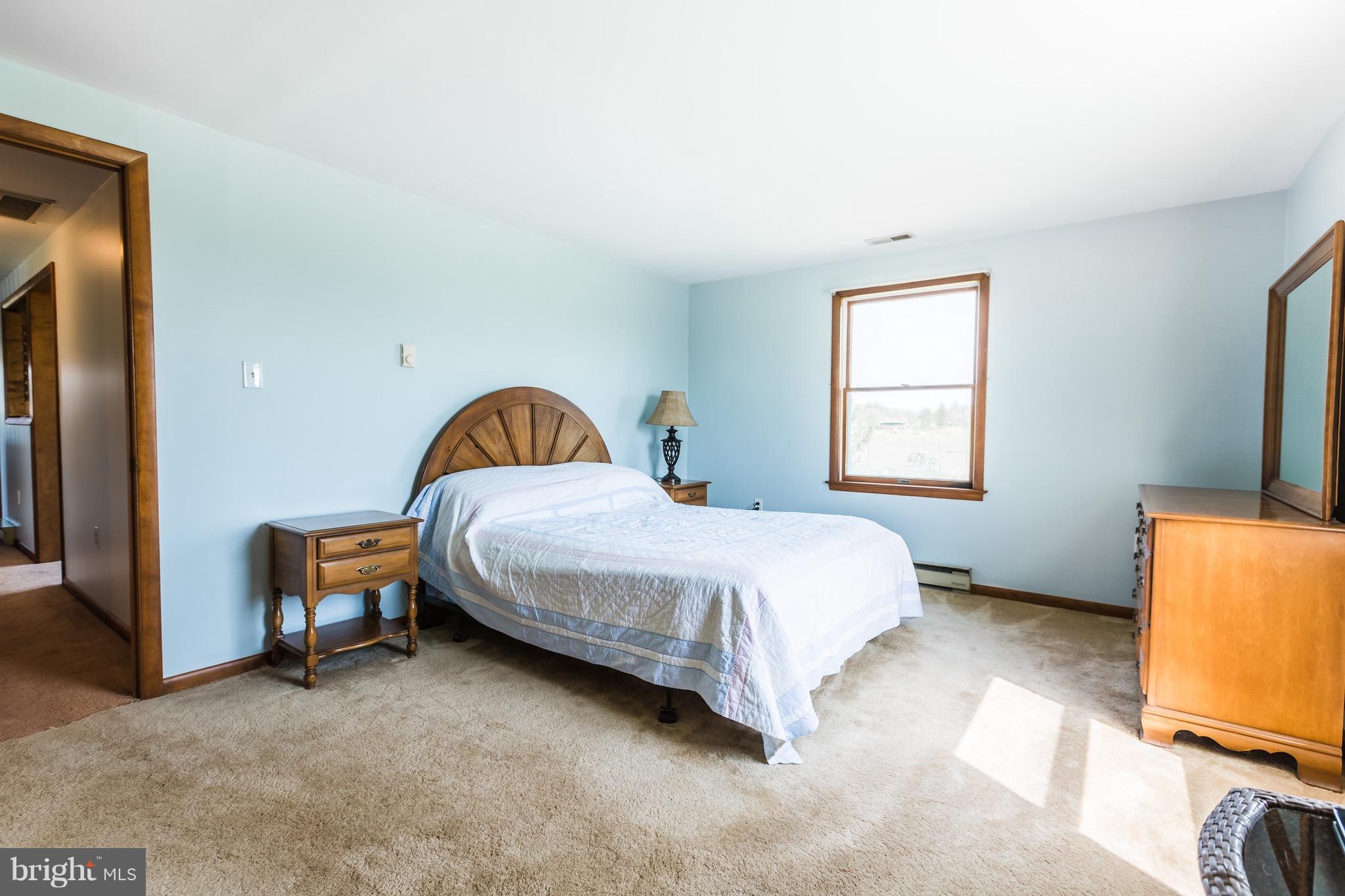 42353 Spinks Ferry Road Leesburg, VA 20176 - Photo 14 of 24 Bedroom