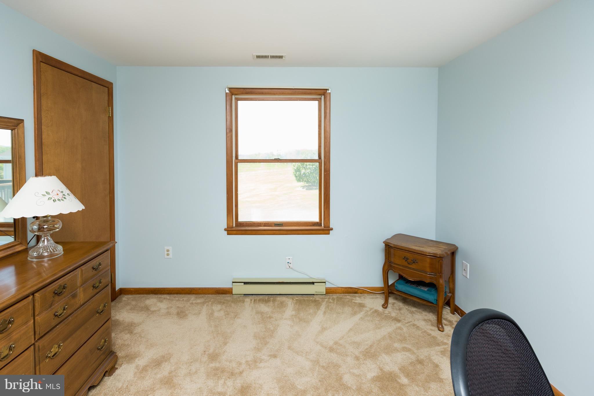 42353 Spinks Ferry Road Leesburg, VA 20176 - Photo 20 of 24 Bedroom