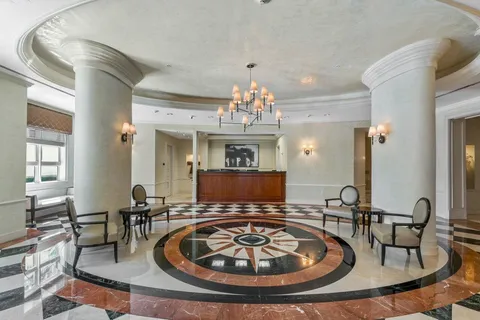 $665,000 | 403 South Sapodilla Avenue, Unit 511, West Palm Beach, FL 33401