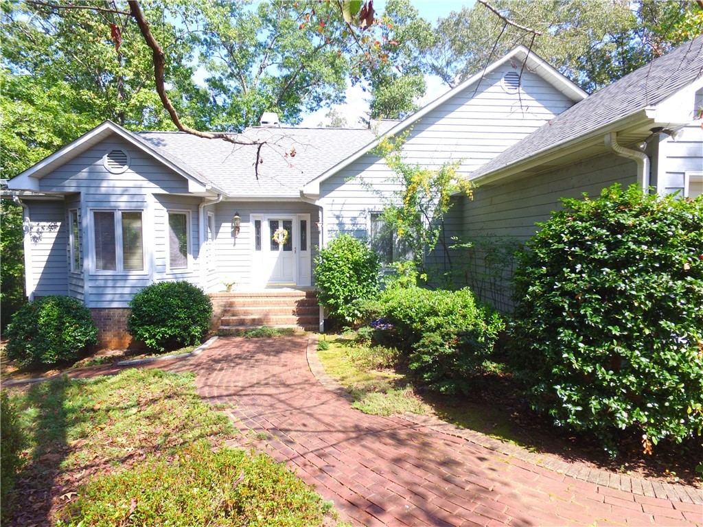 110 Deep River Road Townville, SC 29689 - Photo 1 of 40