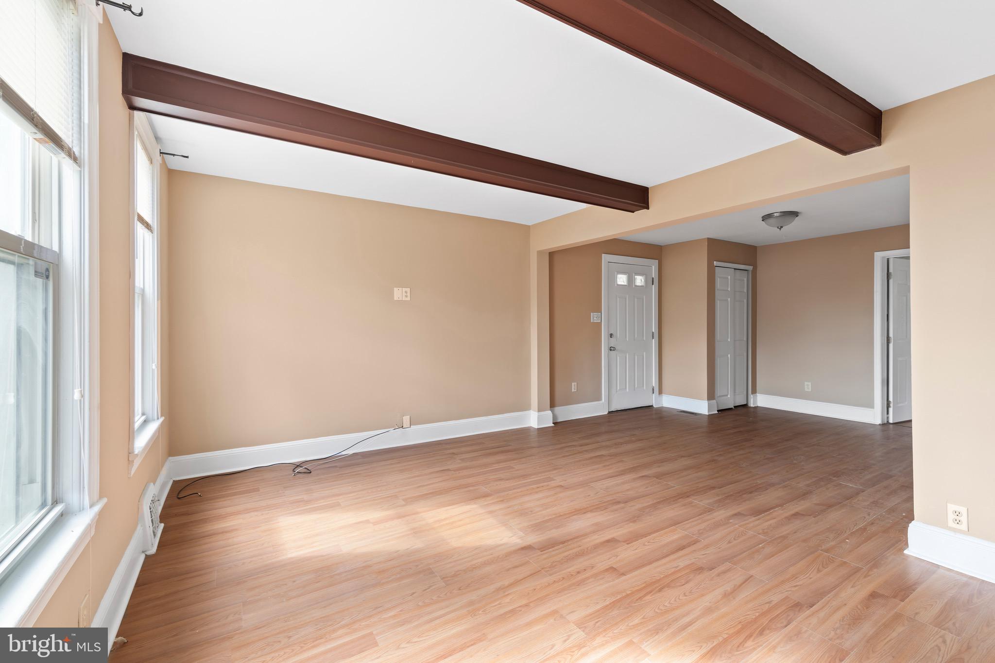205 Berlin Road Clementon, NJ 08021 - Photo 3 of 24