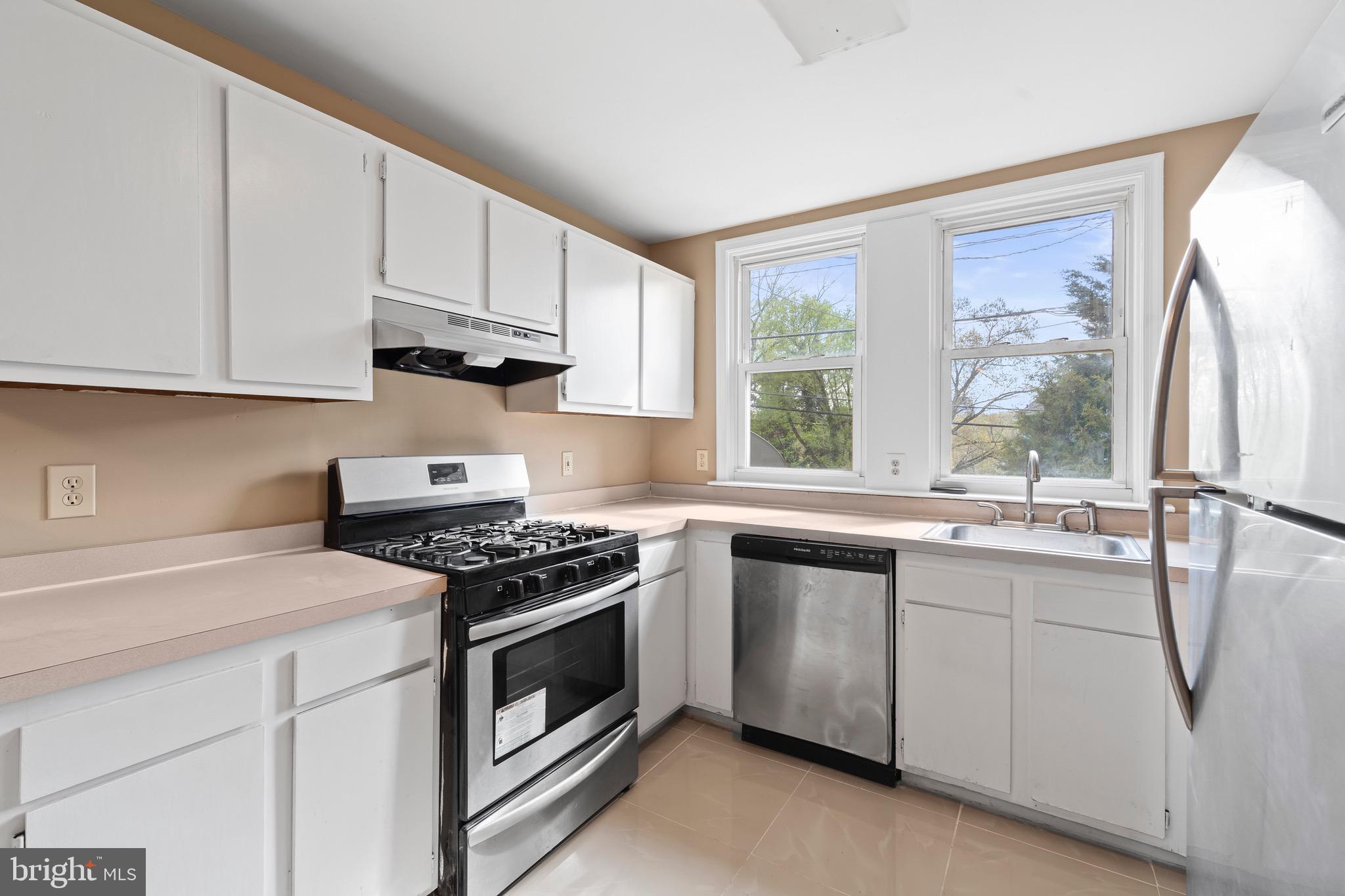 205 Berlin Road Clementon, NJ 08021 - Photo 9 of 24