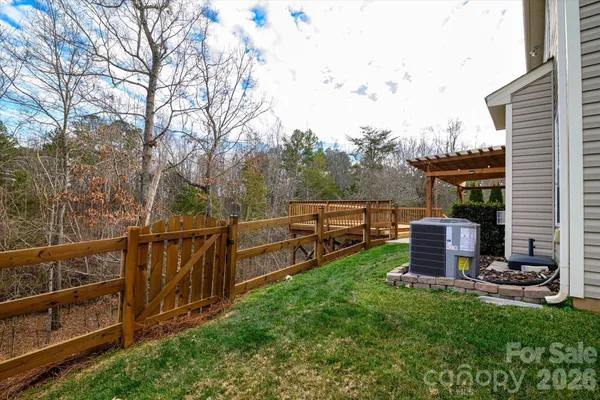 $479,900 | 10513 Dominion Village Drive, Charlotte, NC 28269